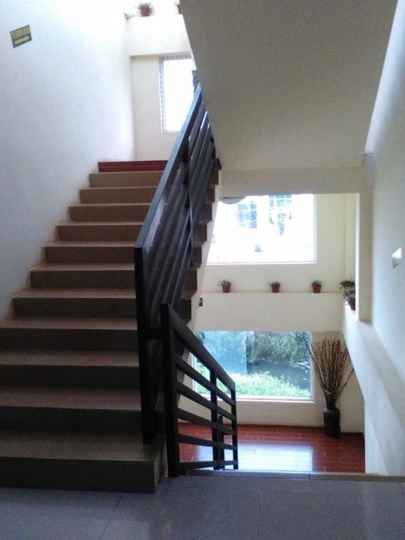 Hotel 99 Pyin Oo Lwin Habitación foto