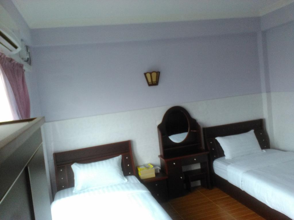 Hotel 99 Pyin Oo Lwin Exterior foto