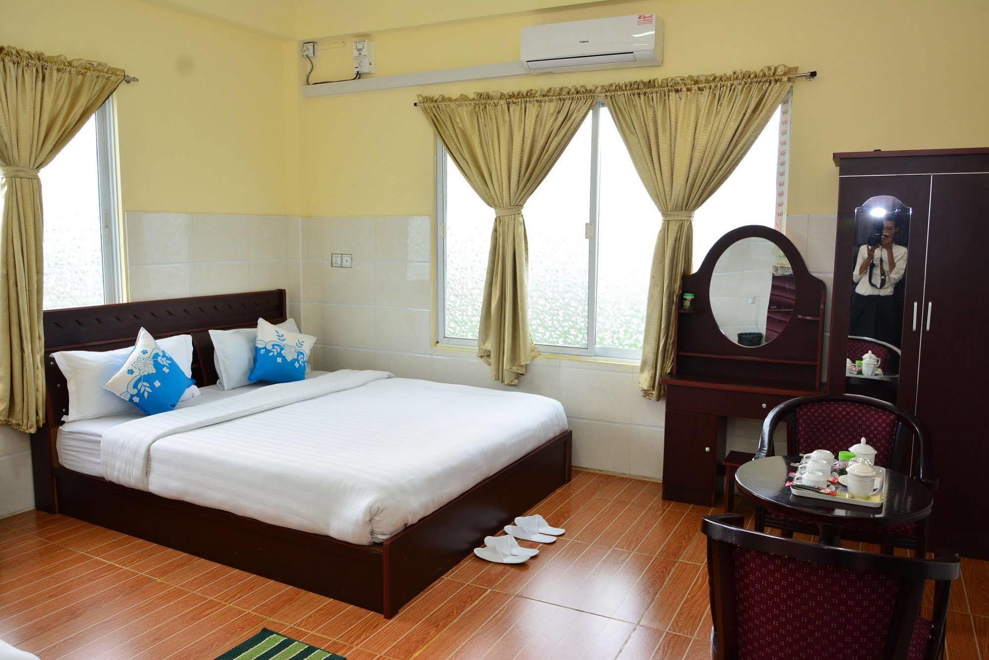 Hotel 99 Pyin Oo Lwin Exterior foto