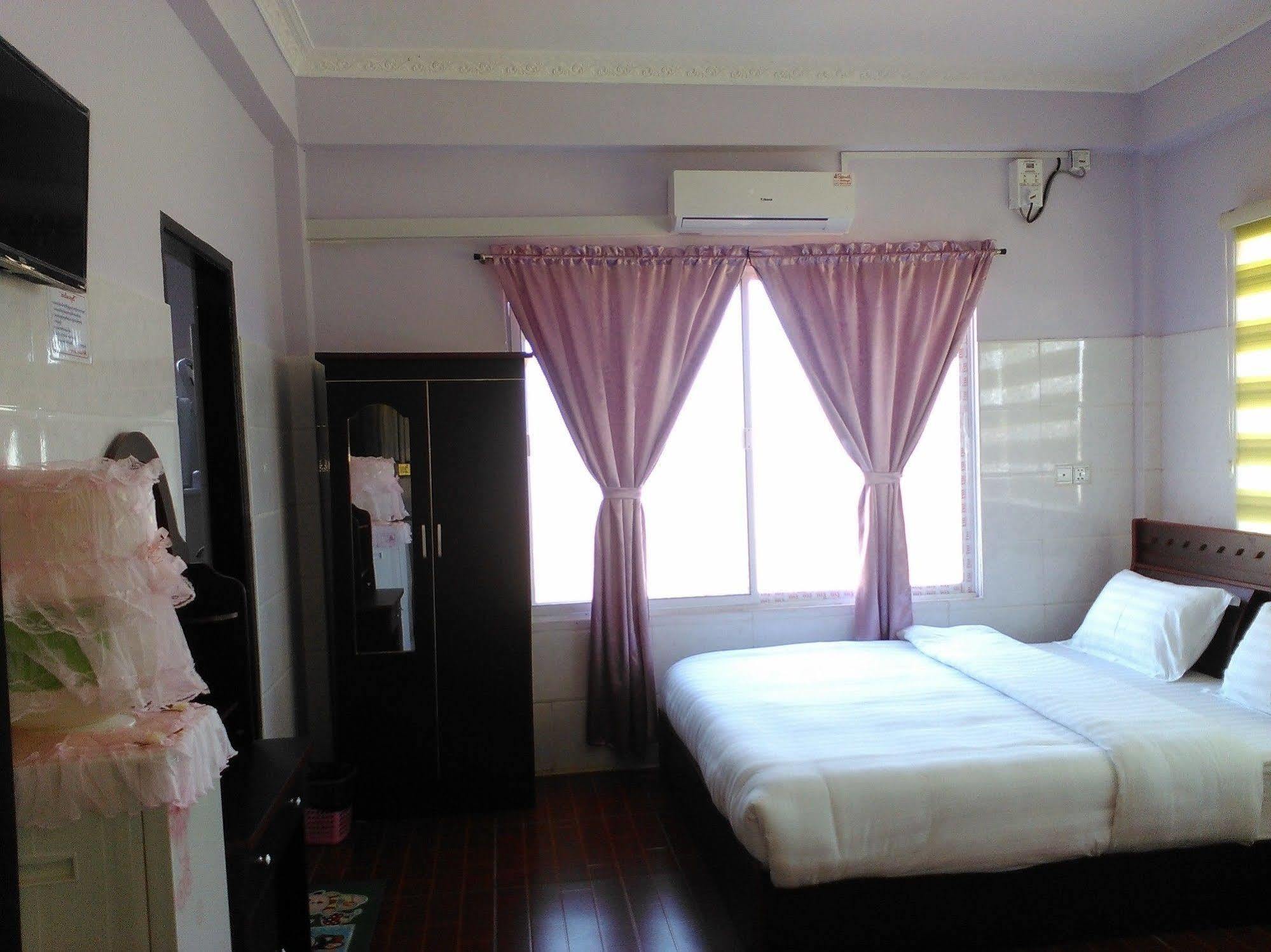 Hotel 99 Pyin Oo Lwin Exterior foto
