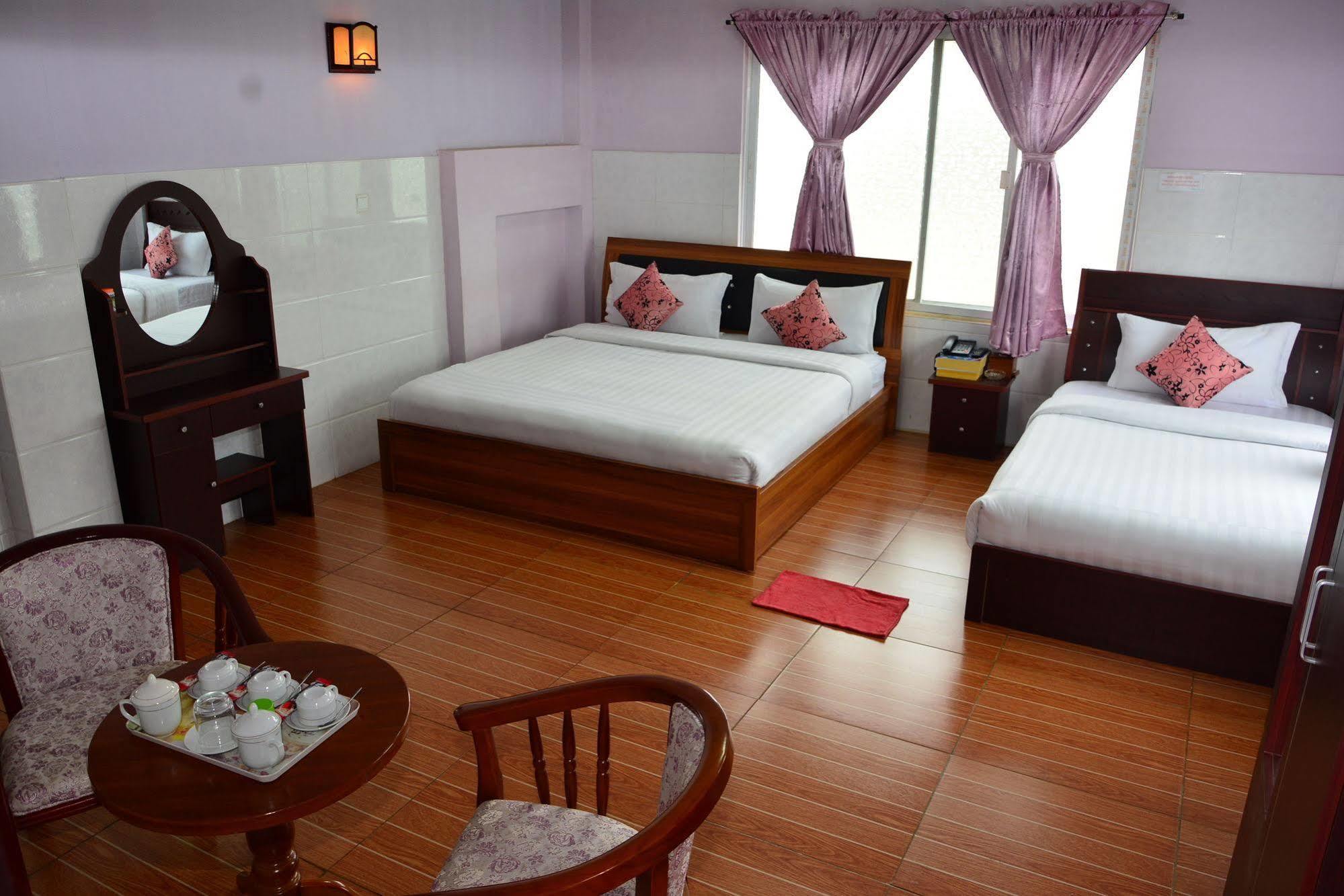 Hotel 99 Pyin Oo Lwin Exterior foto