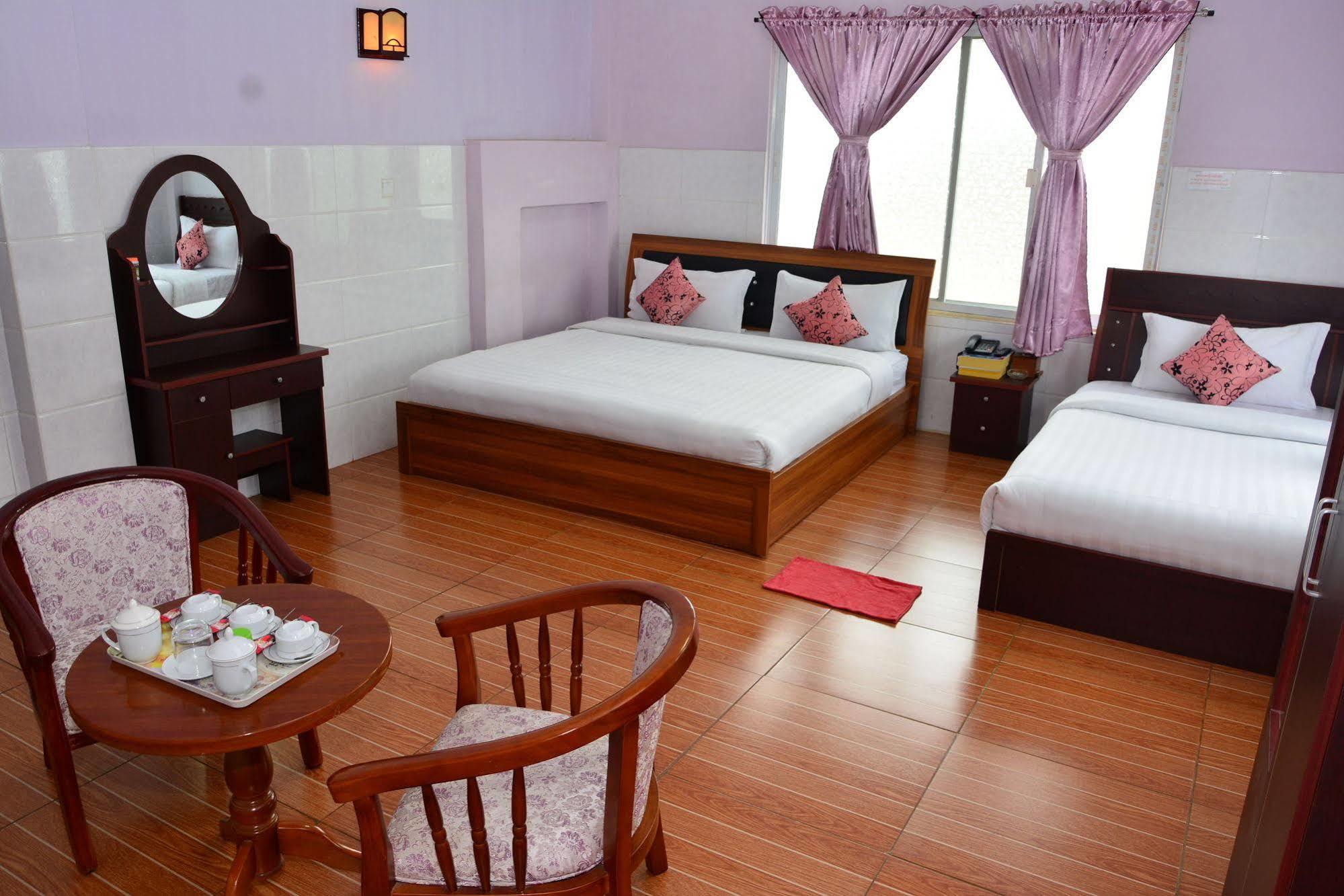 Hotel 99 Pyin Oo Lwin Exterior foto