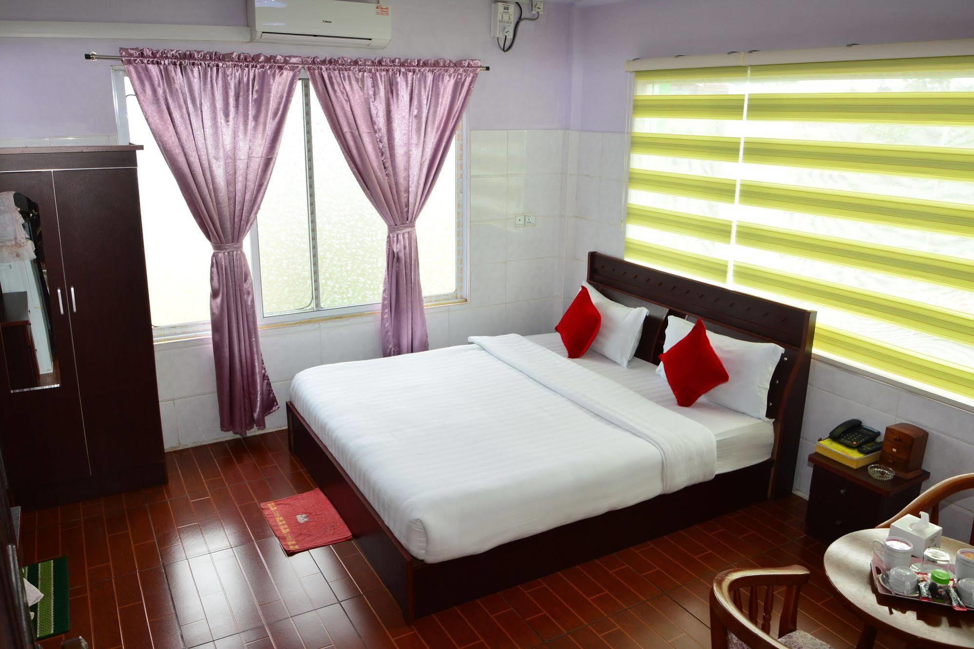 Hotel 99 Pyin Oo Lwin Exterior foto